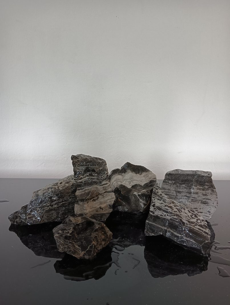 AP Naturals Black & White Thin Line Stone