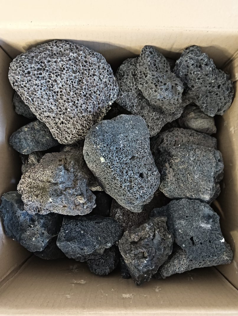 AP Naturals Volcano Stone-Black