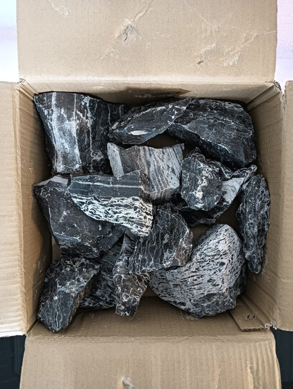 AP Naturals Black & White Thin Line Stone